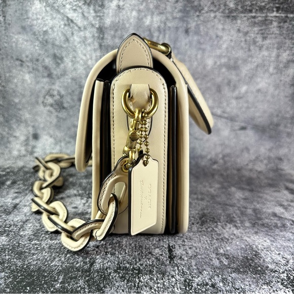 ♥ Coach X Tom Wesselmann Lips Rogue Top Handle ~ NWT ♥ - Picture 4 of 7